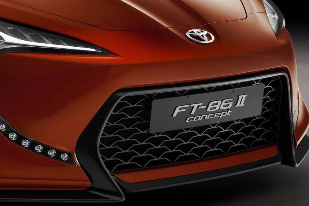 Frankfurto automobilių paroda: vis dar netikras „Toyota FT-86 II“ 