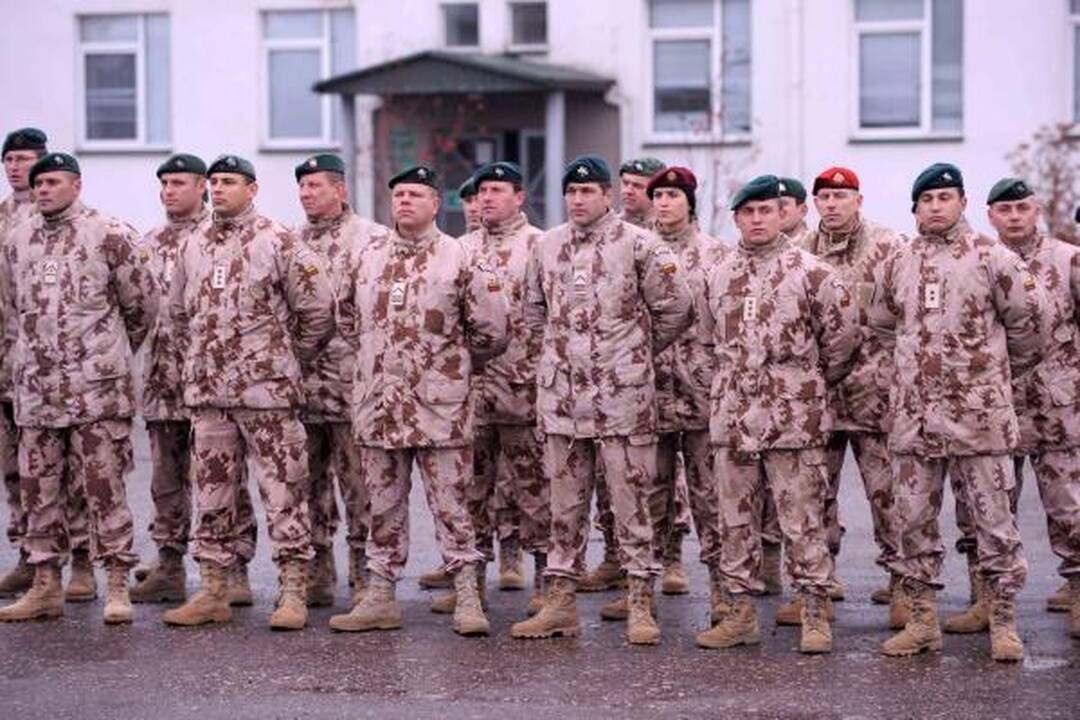Į misiją Afganistane išlydėta 12-oji karių pamaina