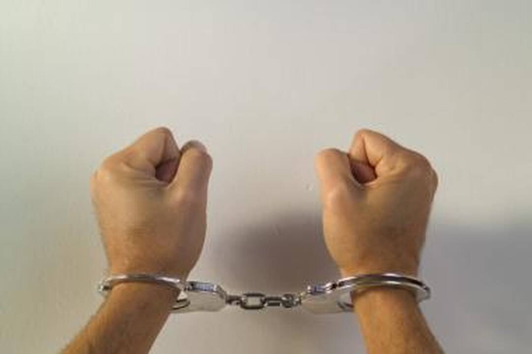 Pasienyje sulaikyti du policijos ieškomi vyrai