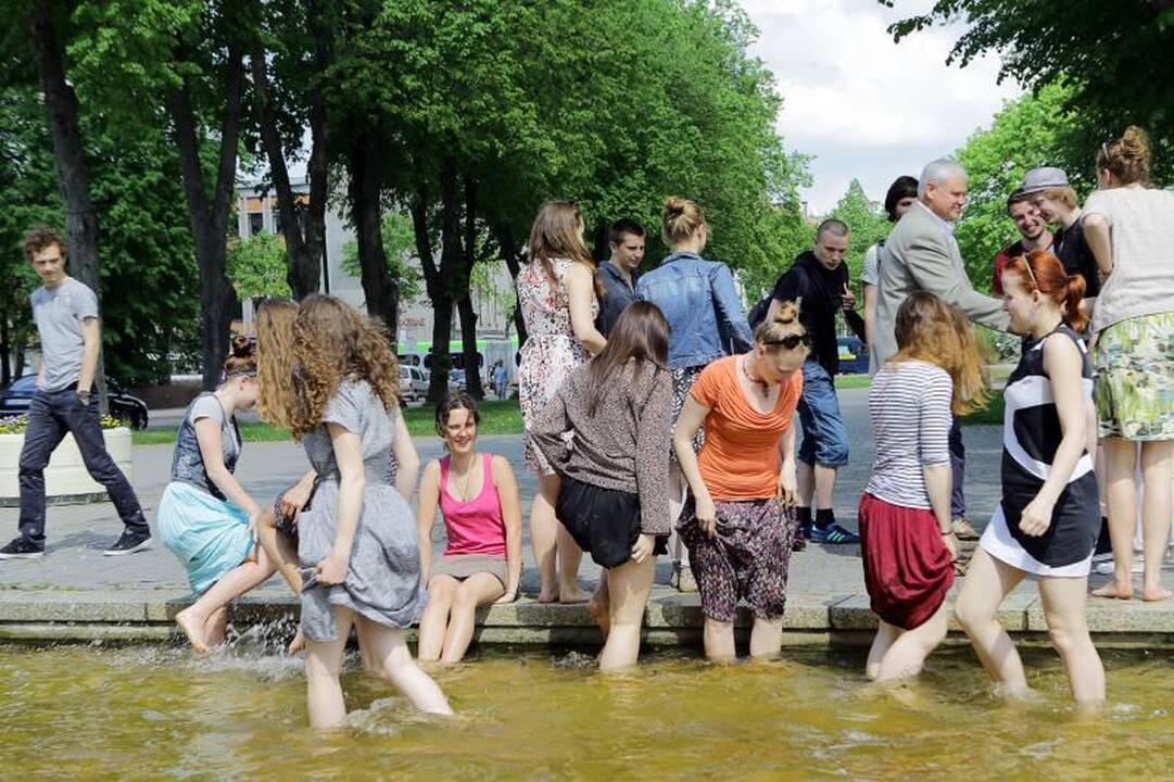 Klaipėdos jaunimo teatrui - viltis turėti nuolatines patalpas
