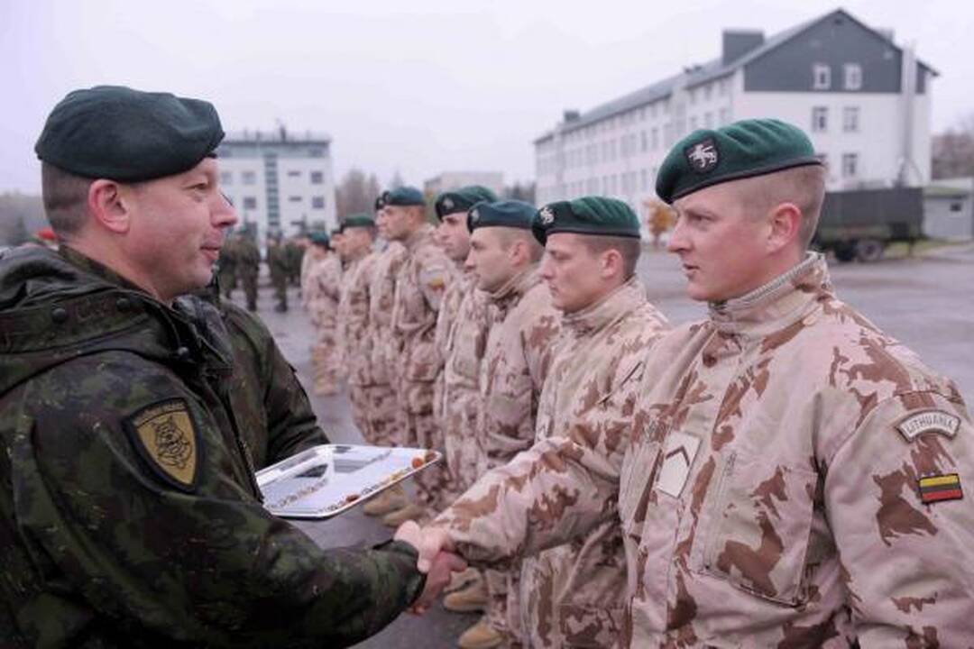 Į misiją Afganistane išlydėta 12-oji karių pamaina