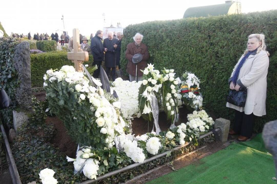 B.Lubys palaidotas pagal senas žemaičių tradicijas 