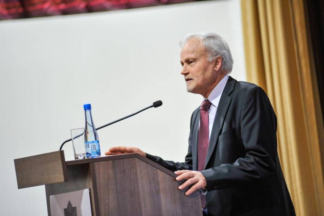 Prezidentė linki, kad teismai įgytų daugiau žmonių pagarbos