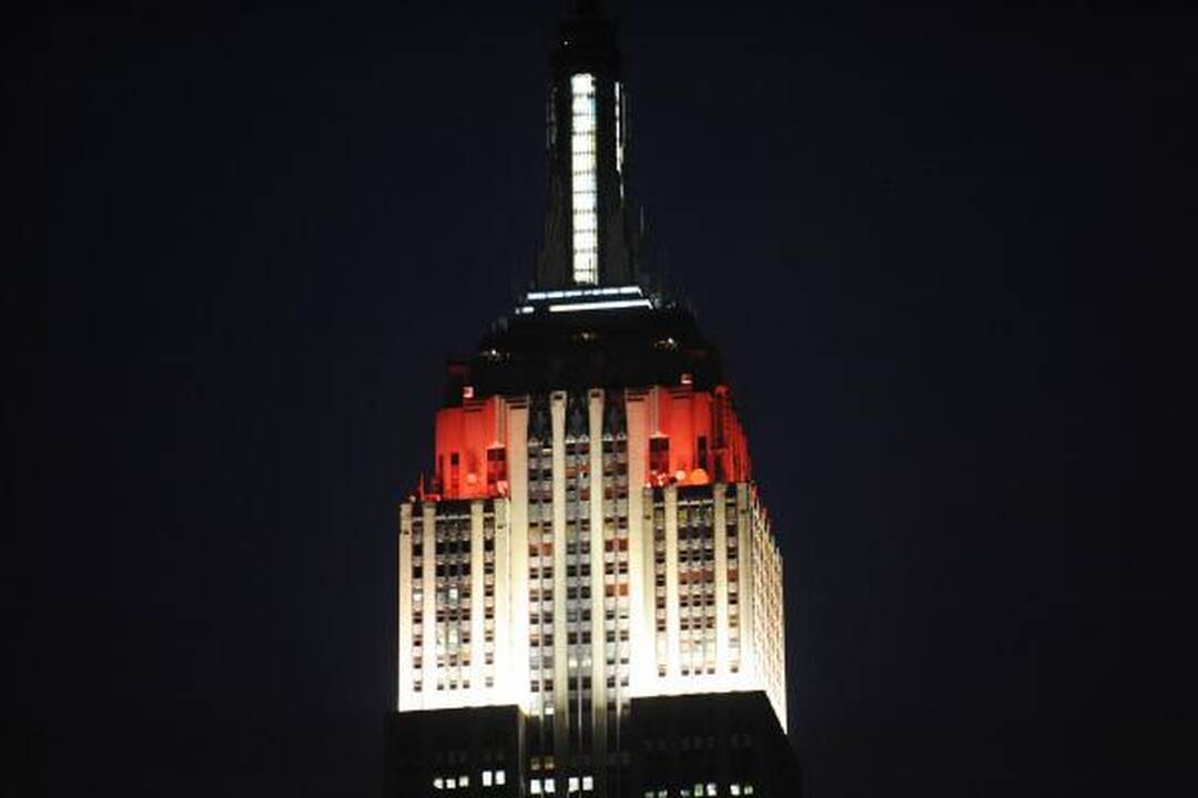 „Empire State Building“ nusidažė Japonijos vėliavos spalvomis