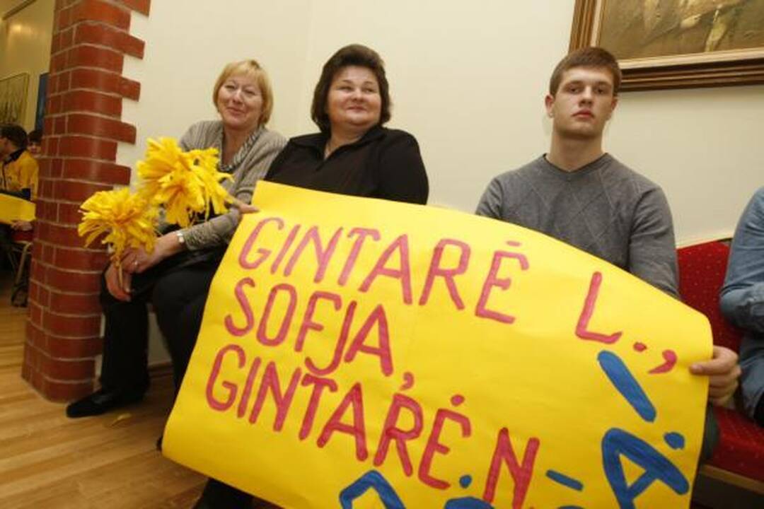 Protingiausia Klaipėdos gimnazija – „Ąžuolynas“