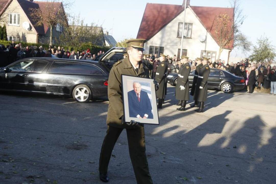 B.Lubys palaidotas pagal senas žemaičių tradicijas 