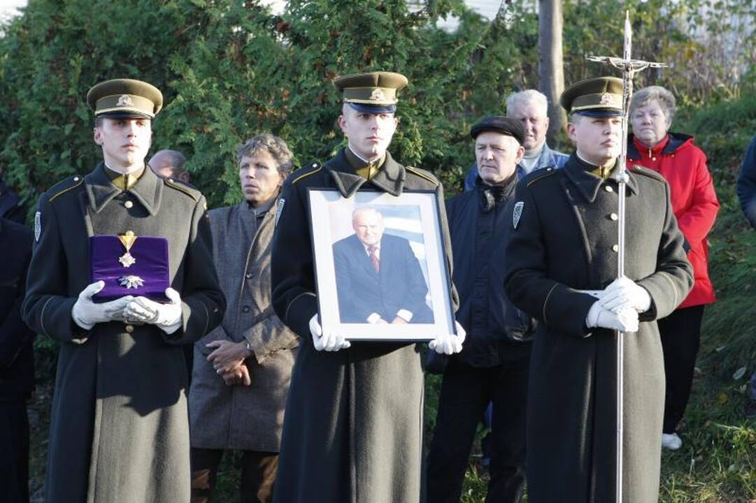 B.Lubys palaidotas pagal senas žemaičių tradicijas 