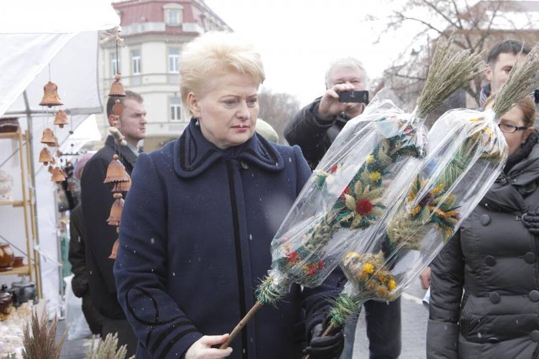Mugėje įsigytas verbas Prezidentė veš į Vatikaną
