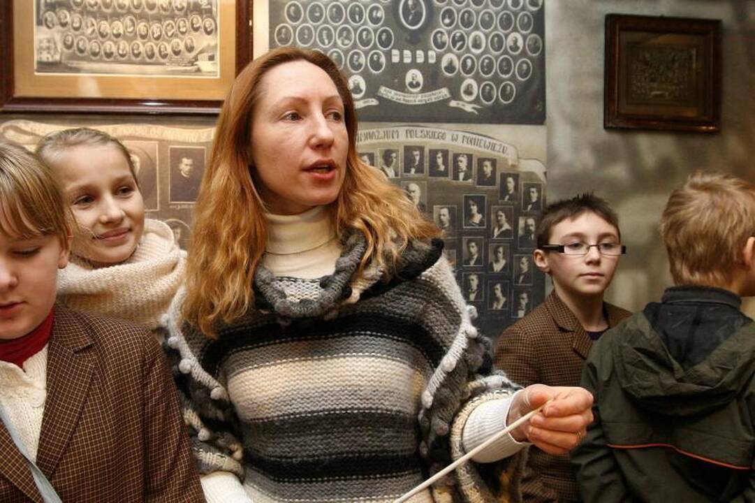 Muziejaus lankytojus nupurto prisiminimai apie pionierišką uniformą