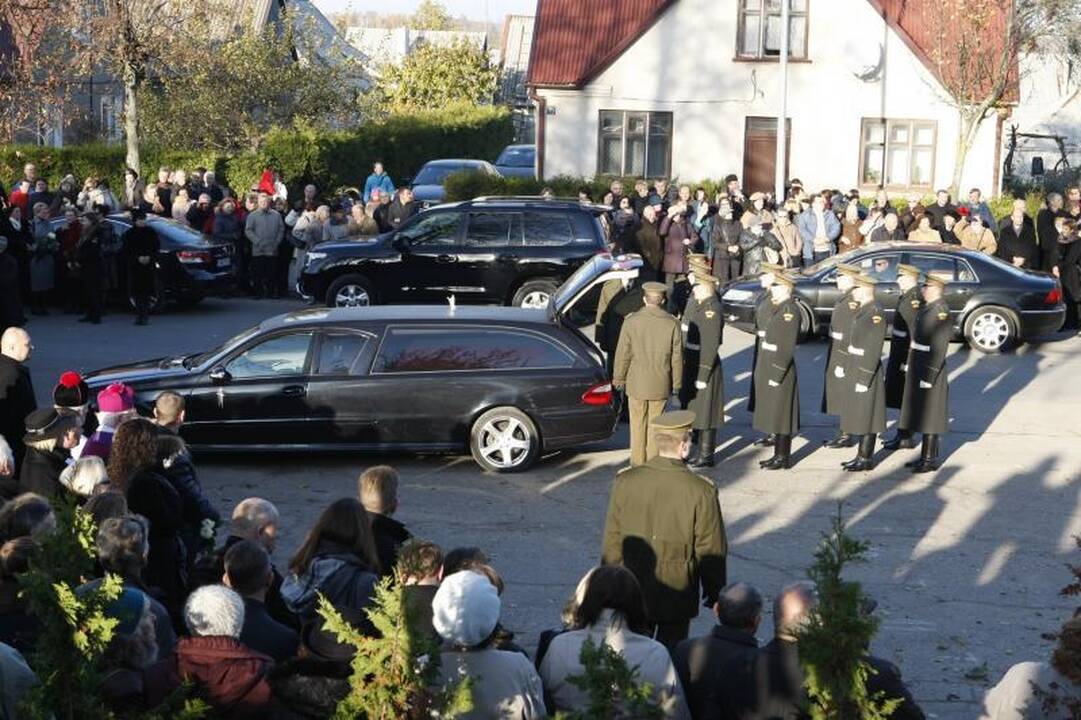 B.Lubys palaidotas pagal senas žemaičių tradicijas 