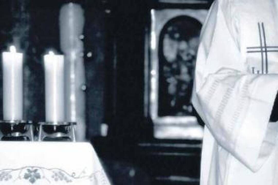 Seksualiniu prievartavimu kaltinto dvasininko auka tapo įtariamuoju