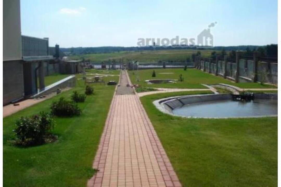 „Pilis“ prie Gilužio ežero