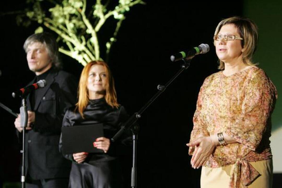 Monako karališkoji šeima pasirinko milžinišką vestuvių tortą