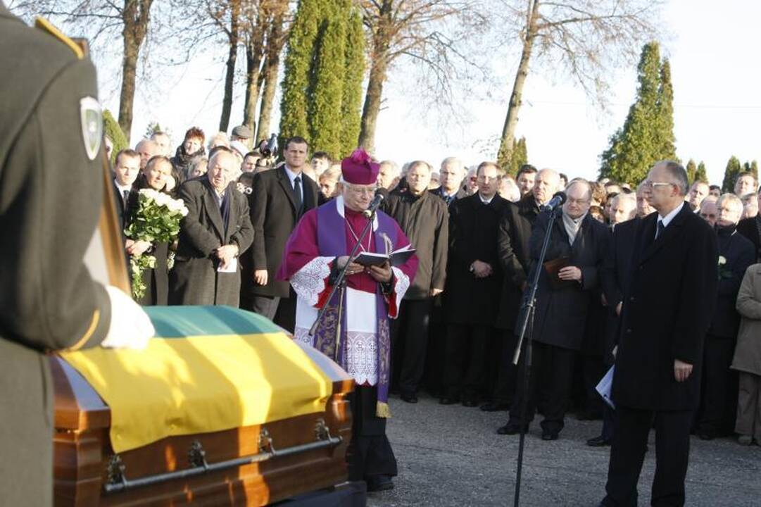 B.Lubys palaidotas pagal senas žemaičių tradicijas 