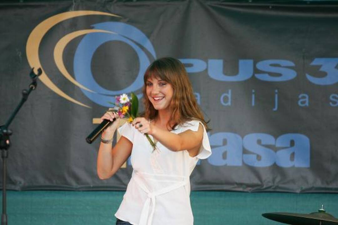 "Opus 3" muzikos scena Gedimino pr. dirba be poilsio dienų