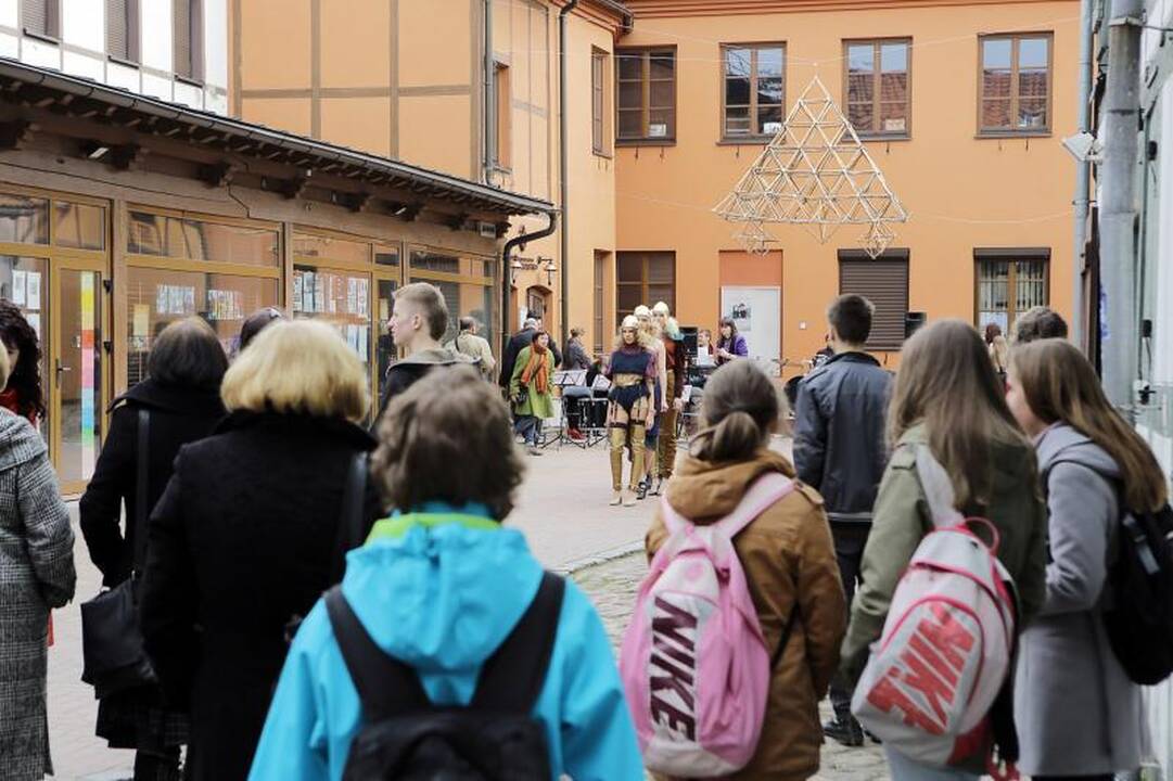 Klaipėdos E. Balsio gimnazija švenčia 30-metį (programa)