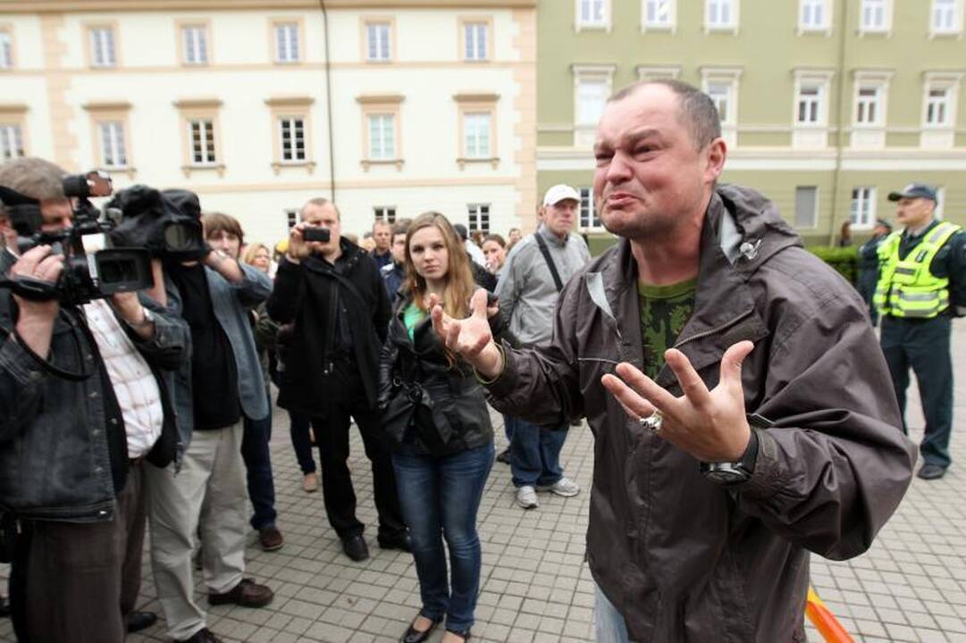 Po įvykių Garliavoje – mitingas prie Prezidentūros