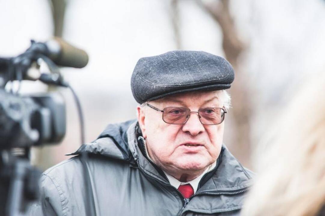 Panemunės tiltą išdraskė sprogimas, laukia dar penki bandymai