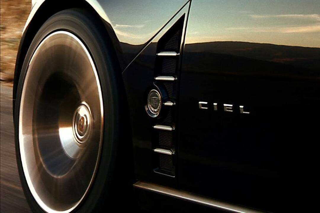 Naujasis „Cadillac Ciel“: įmontuos viską, ko panorėsite