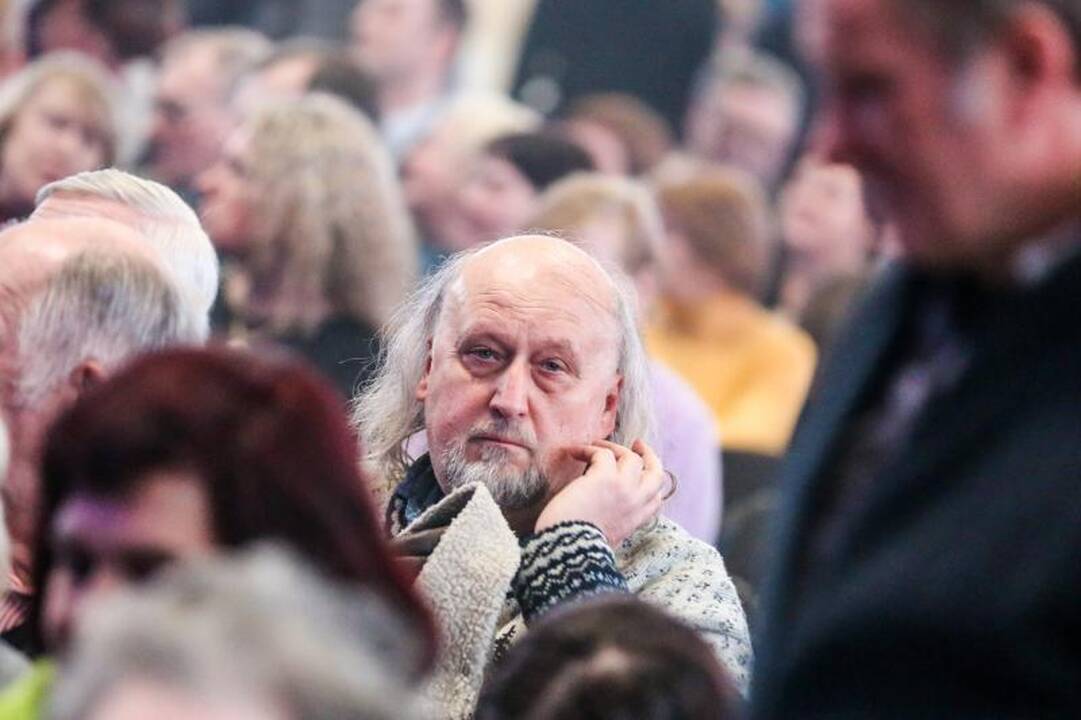 Koncertuodama Kaune L. Vaikulė pristatė jauną atlikėją ir naują dainą