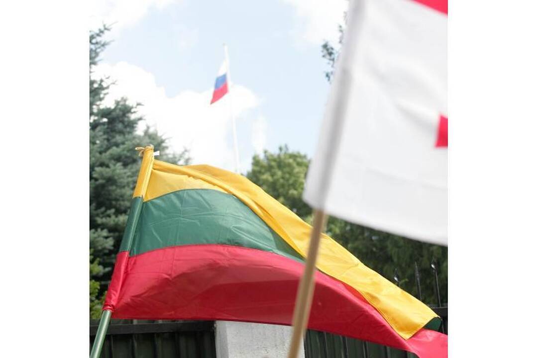 Konservatoriai prie Rusijos ambasados reiškė paramą Gruzijai