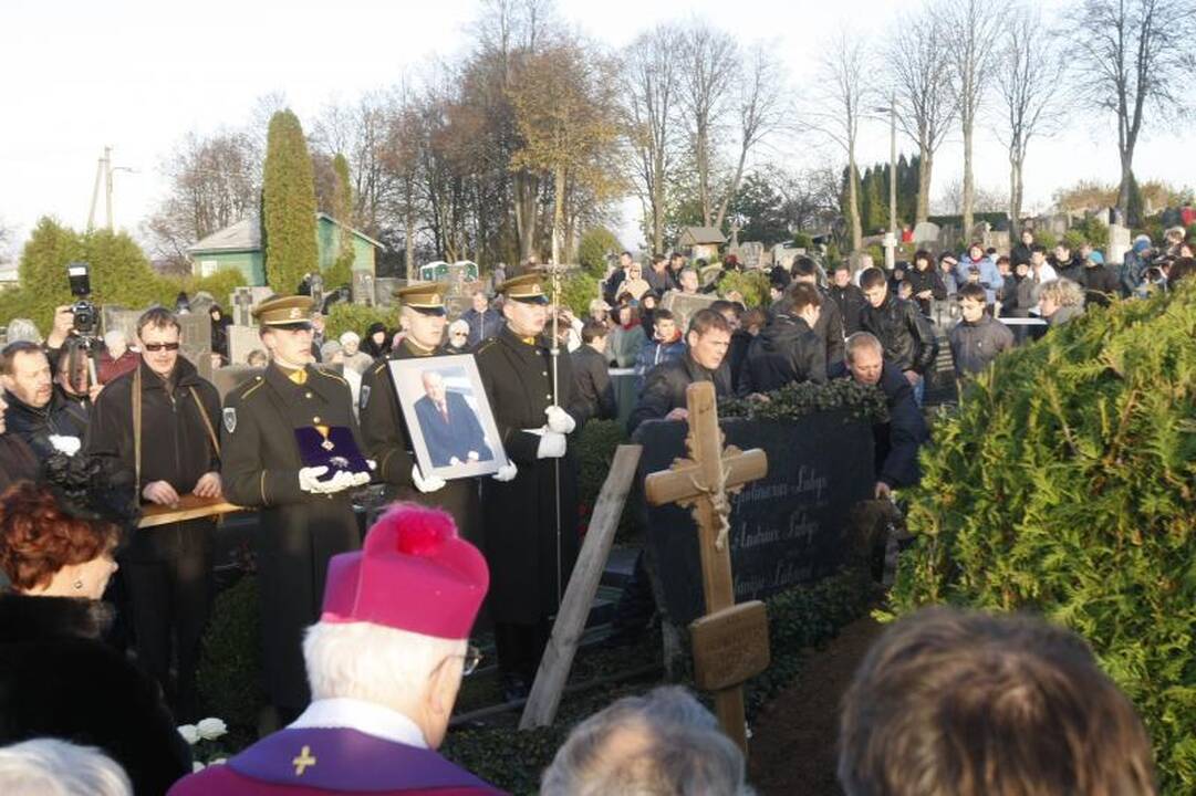 B.Lubys palaidotas pagal senas žemaičių tradicijas 