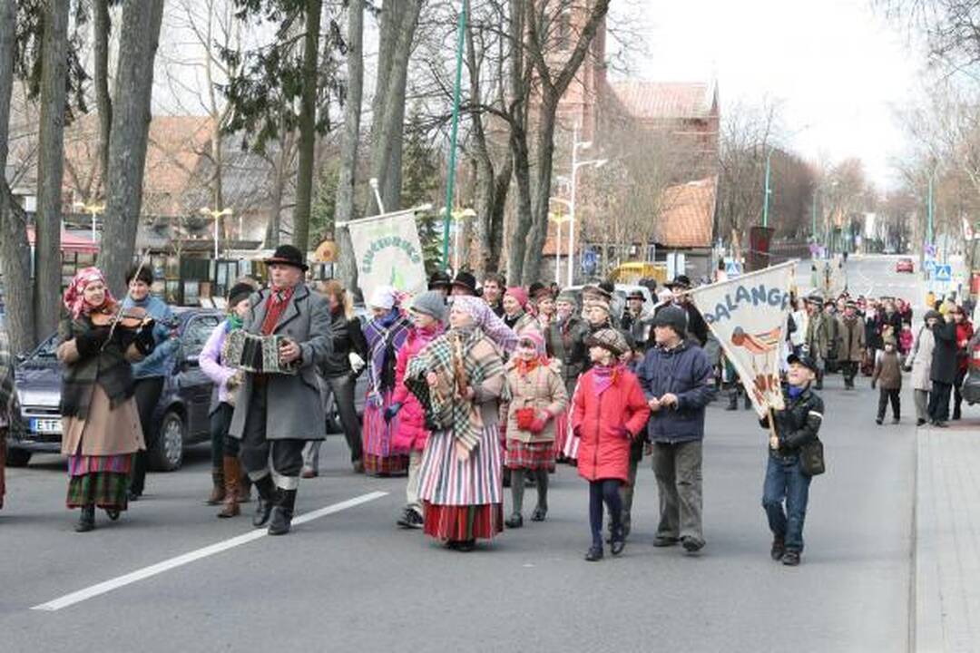 Palangoje – pavasarinis Jurginių šurmulys
