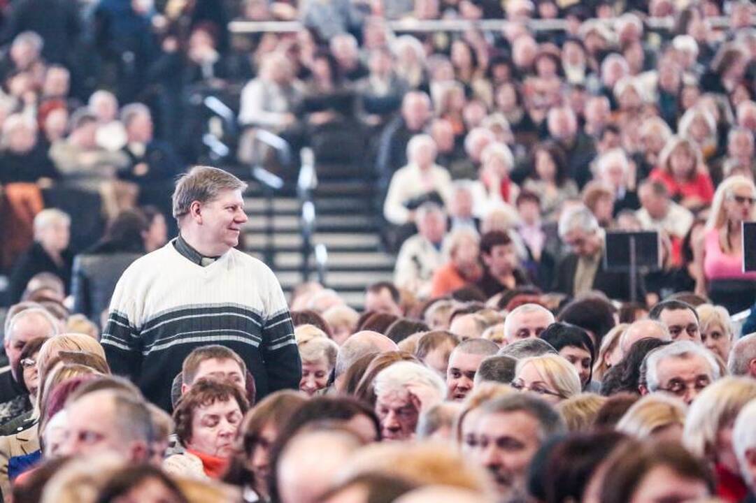 Koncertuodama Kaune L. Vaikulė pristatė jauną atlikėją ir naują dainą
