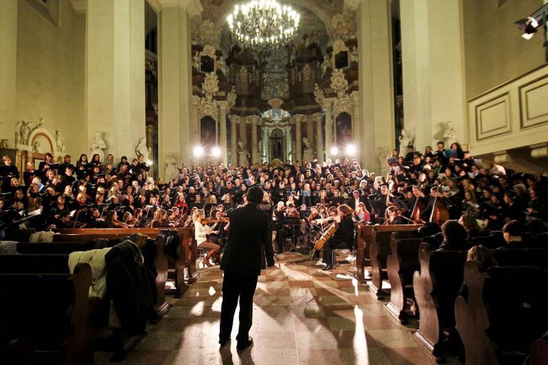 Daugiau kaip 400 žmonių atliko A. W. Mozarto „Requiem“