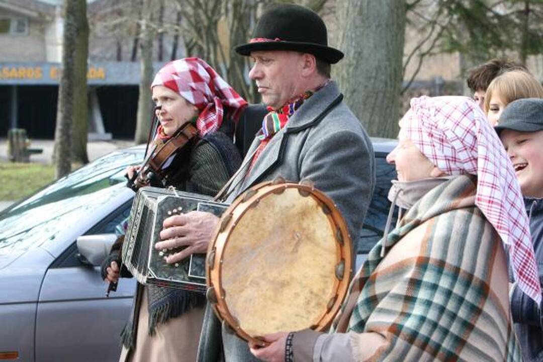 Palangoje – pavasarinis Jurginių šurmulys