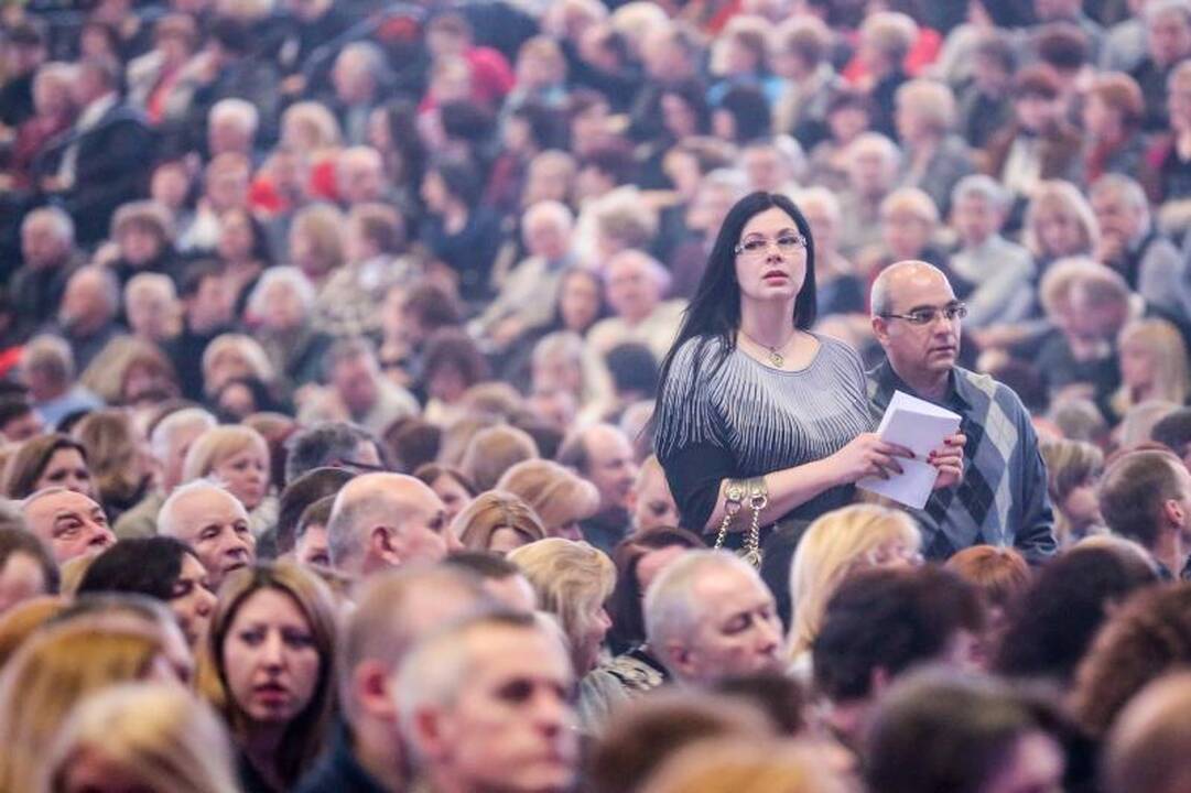 Koncertuodama Kaune L. Vaikulė pristatė jauną atlikėją ir naują dainą