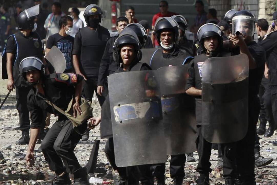 Egipte protestuotojai susirėmė su policija