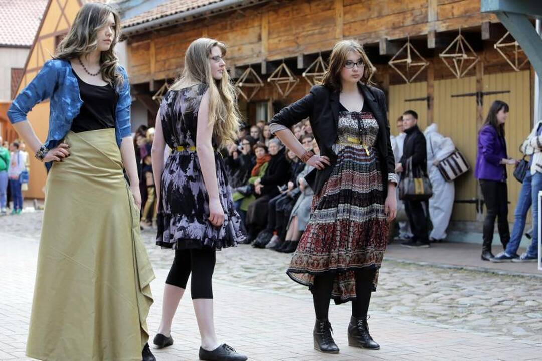 Klaipėdos E. Balsio gimnazija švenčia 30-metį (programa)