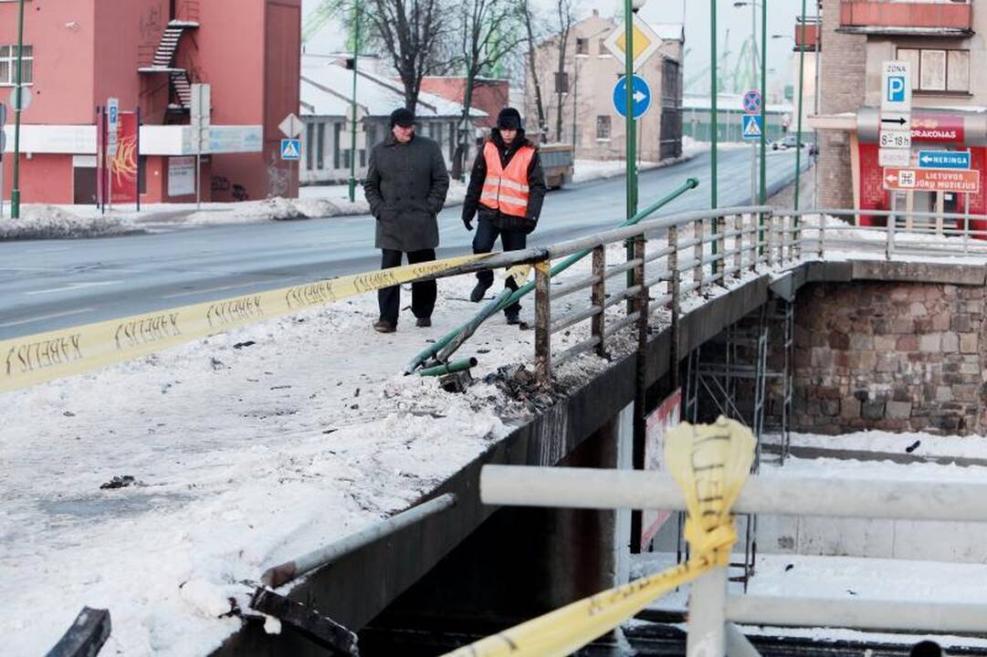 Į Kauno gatves išriedėjo „Fluxus“ troleibusas