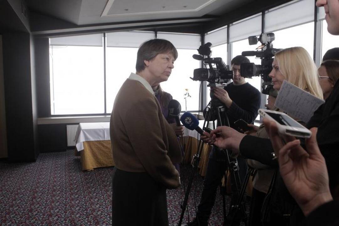 Ministerijos atstovė: vyrai nenoriai pripažįsta, kad buvo parduoti