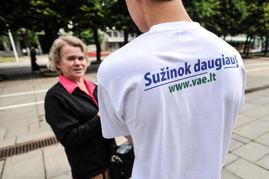 Į naują atominę elektrinę žvelgia įtariai