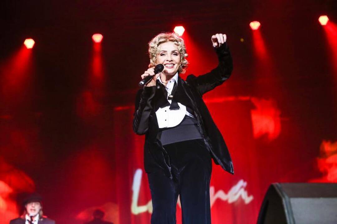 Koncertuodama Kaune L. Vaikulė pristatė jauną atlikėją ir naują dainą