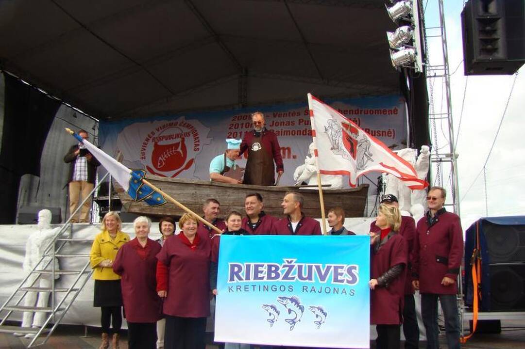Padėka žmonėms, kurie padeda kitiems pamiršti skausmą