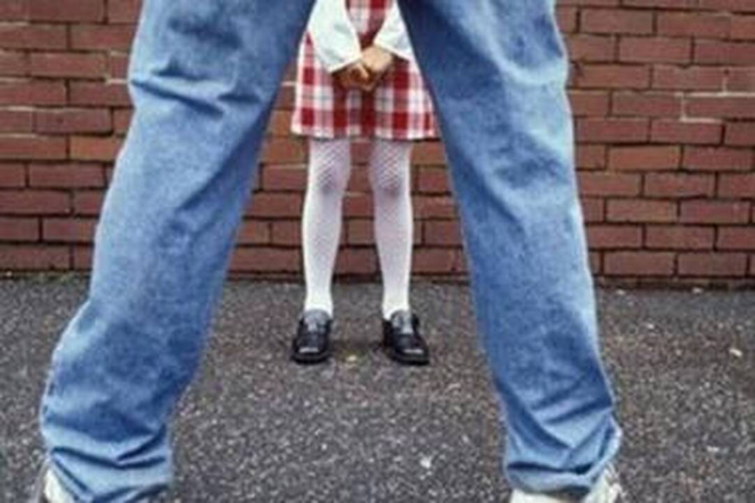 Policija suėmė pedofilų tinklui priklausančius 184 asmenis