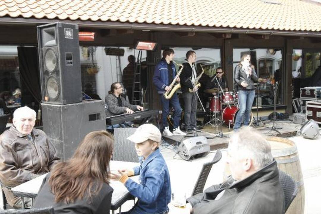 Klaipėdos senamiestis paskendo muzikoje 