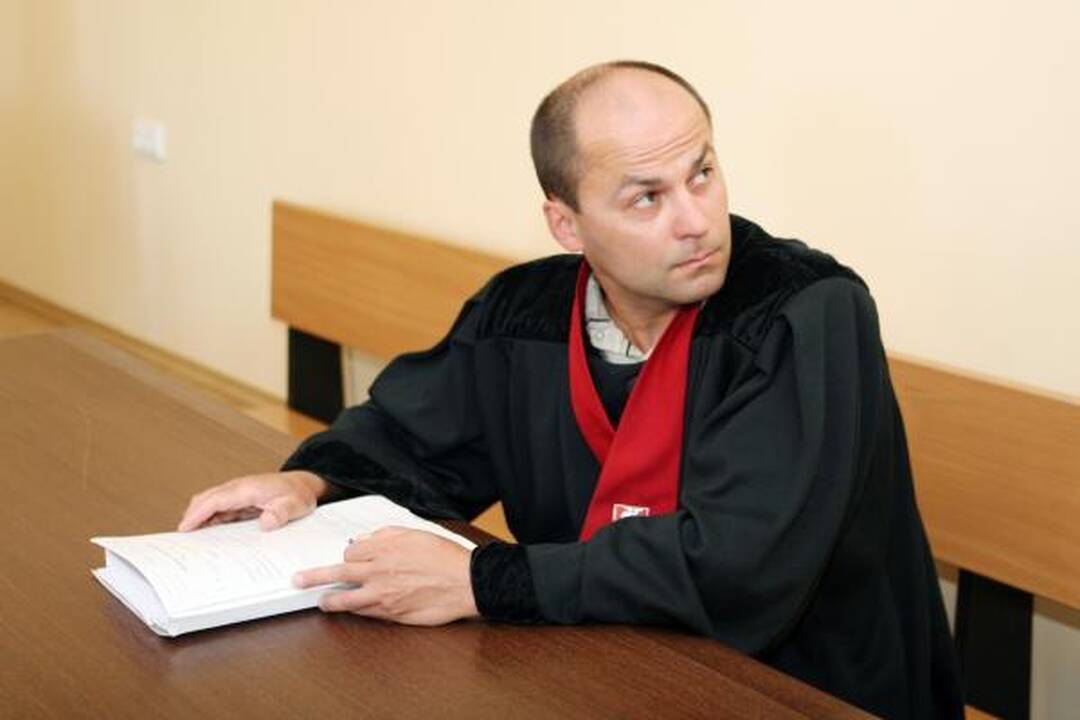 Į korupcijos skandalą įsivėlęs A.Šimkus išklausė pirmąjį nuosprendį