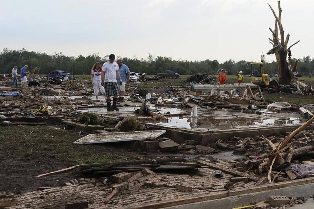 Patvirtintų tornado Oklahomoje aukų skaičius tėra 24 (atnaujinta)