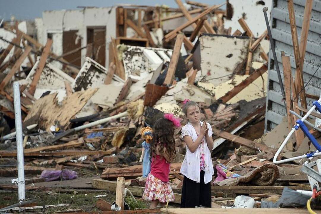 Patvirtintų tornado Oklahomoje aukų skaičius tėra 24 (atnaujinta)