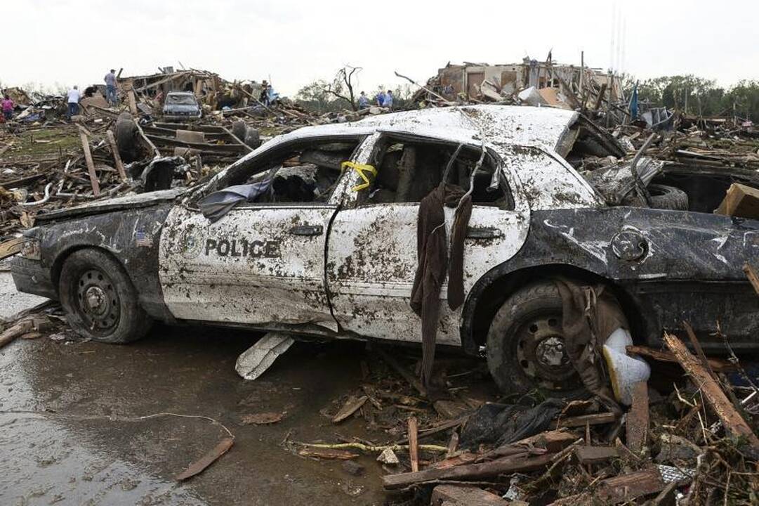 Patvirtintų tornado Oklahomoje aukų skaičius tėra 24 (atnaujinta)
