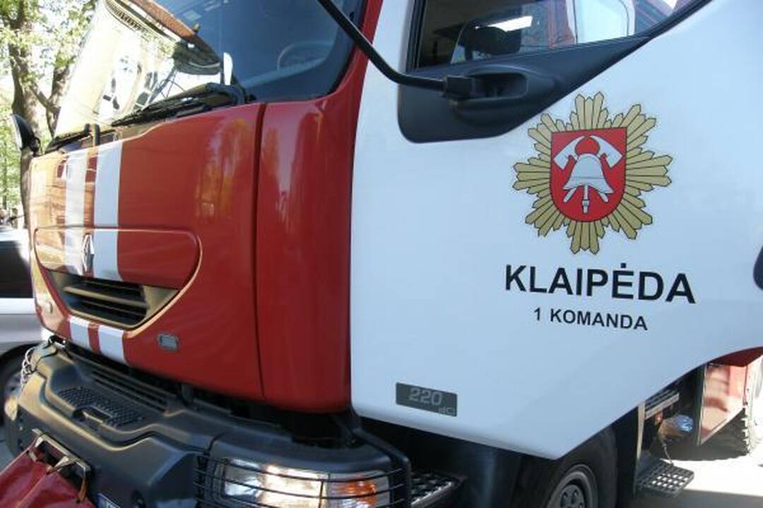 Dūmai iš „K centro“ balkono ant kojų sukėlė ugniagesius