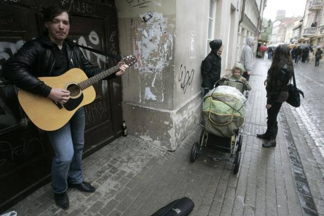 „Gatvės muzikos dienos" dalyvius išbaidė lietus