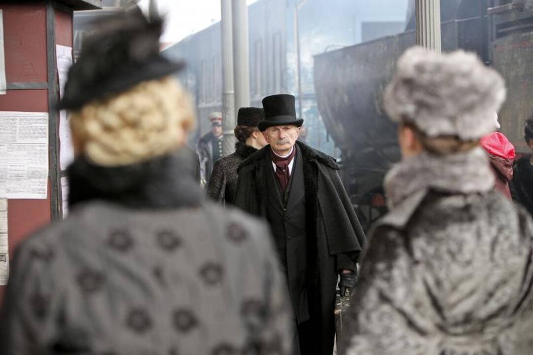 Ana Karenina nusižudė Vilniaus geležinkelio stotyje 