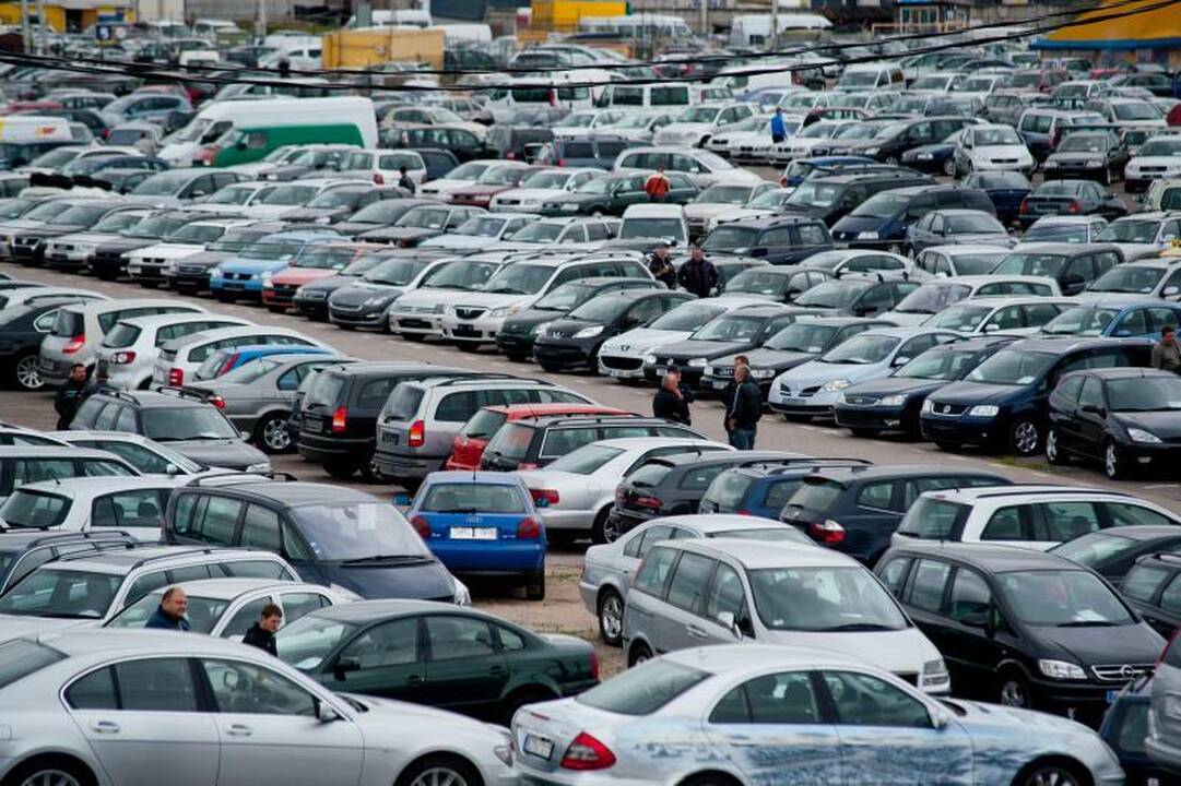 Kaune užsibuvę užsieniečiai patys atskubėjo mokėti baudų