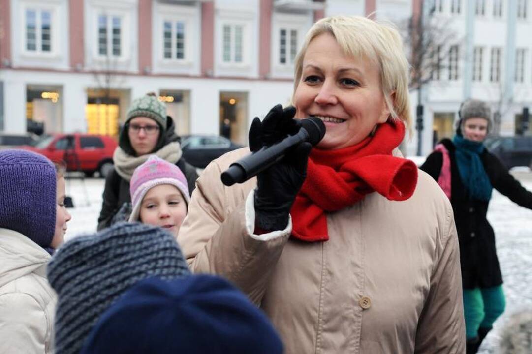 Adamkai išlydėjo Kalėdų karavaną (sužinok, ką jie dovanojo)
