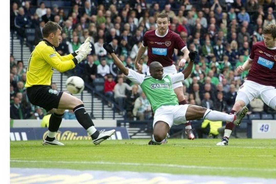 Škotijos futbolo taurė - vėl „Hearts" futbolininkų rankose 